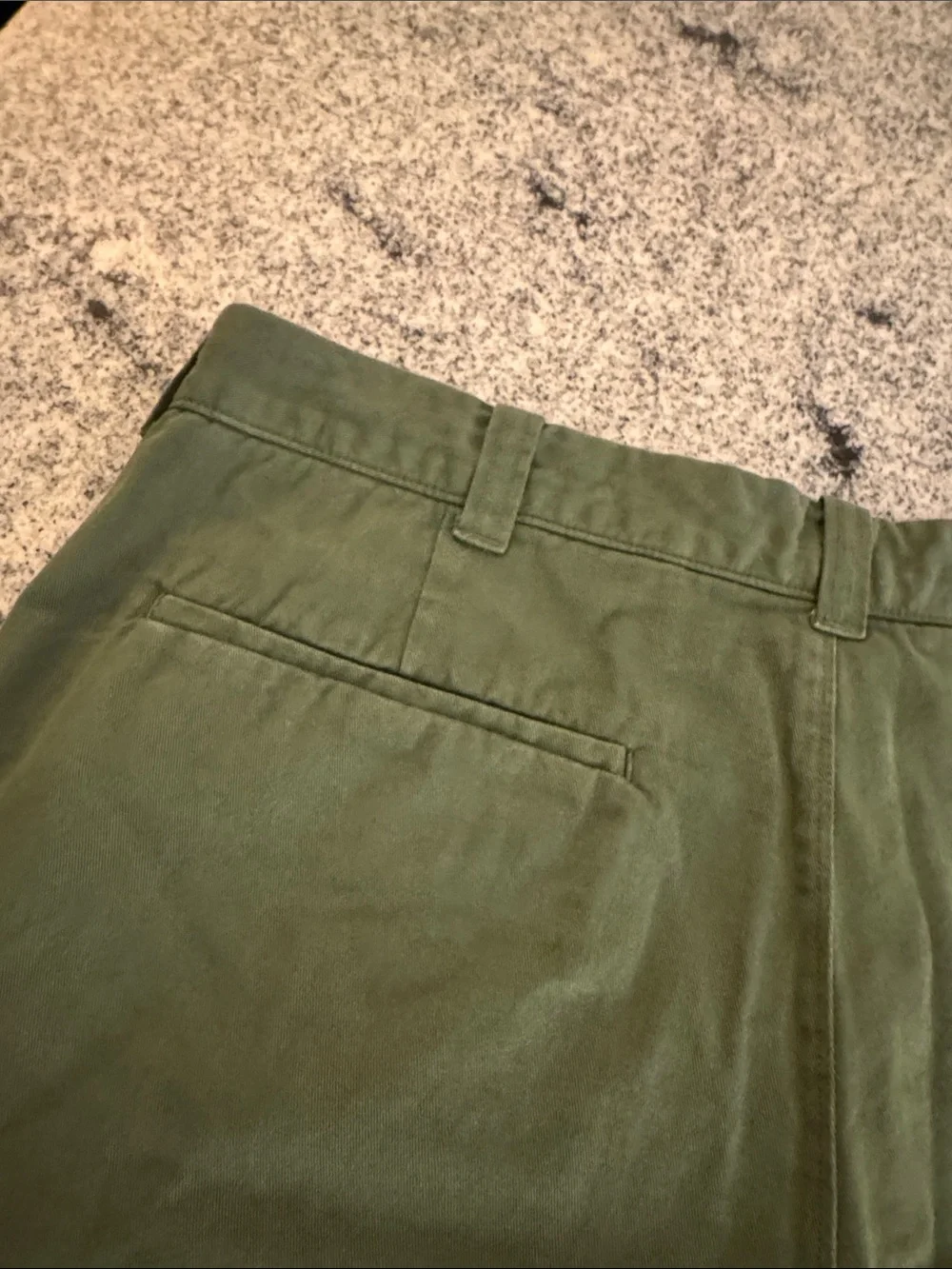JCrew Men's Green Chino Shorts - 34 Waist, 7 Inseam 100% Cotton